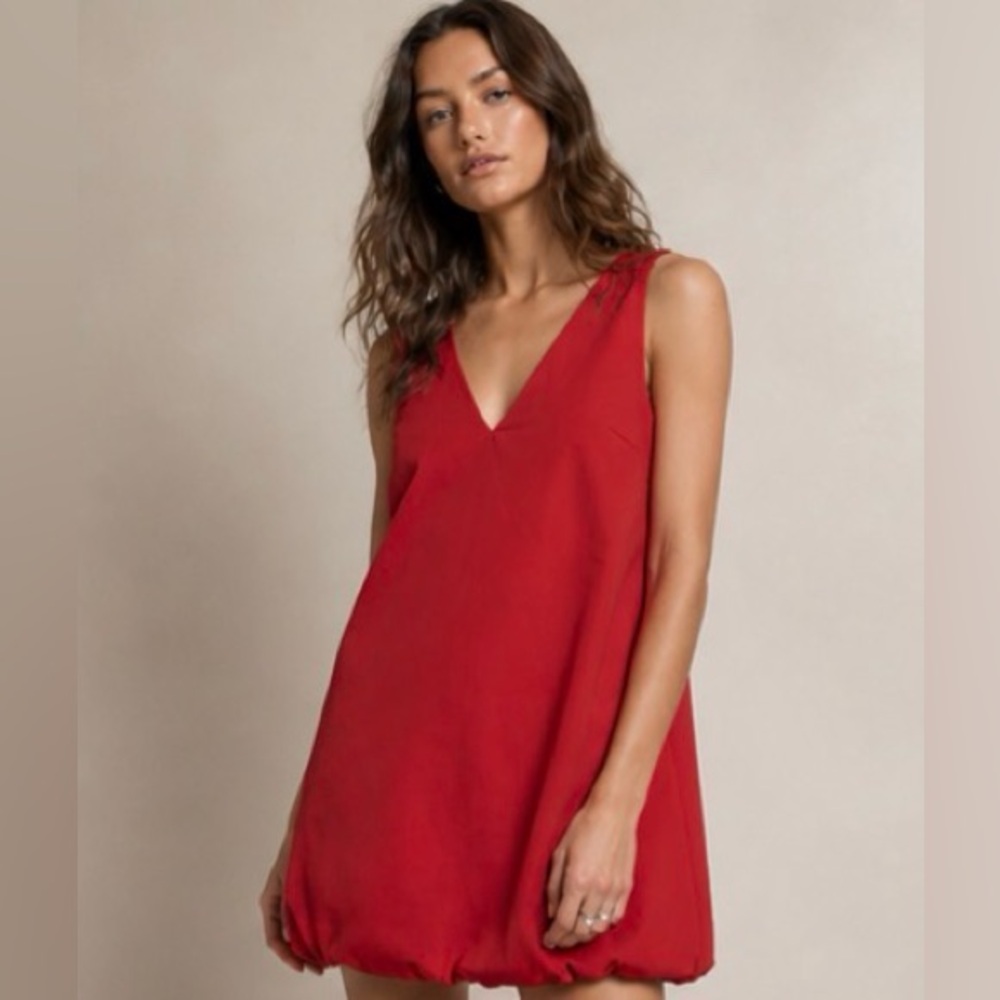 REBECCA MINKOFF - Bubble Sleeveless Red V-Neck Shift Dress